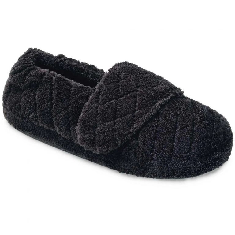 Best House Shoes for Elderly: 8 Top Pairs for Men & Women